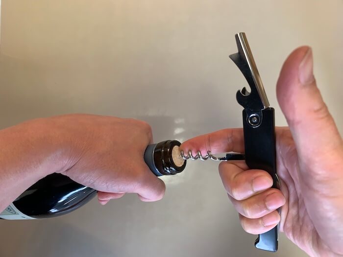 100均のワインオープナー・コルク抜き商品一覧。ダイソーとセリアで100円から ソムリエナイフも