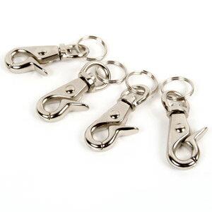 小さな小さなナスカンというネーミングから小さいナスカン色々紹介phoenix blog１９２６年創業の革素材問屋のスタッフが、レザークラフトのあれこれを語ります