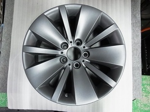 フリードのみんなのボディカラー・汚れ目立たないガンメタ最強説に関するカスタム事例車のカスタム情報はCARTUNE