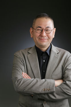 ビジネスプロフィール写真 大阪のおすすめ撮影スタジオ10選！大阪市北区梅田のヘアメイク＆フォトスタジオ パトリック大阪 『即日撮影データ100枚以上全納品』