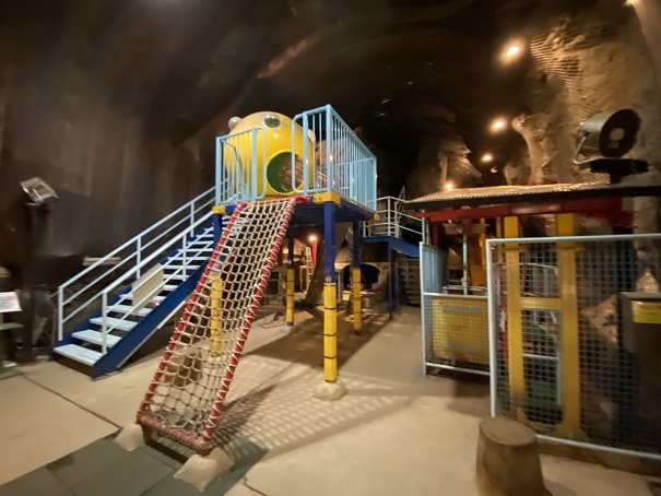 マイントピア別子 道の駅 あかがねキッズパーク 温泉 遊べるテーマパーク - あははライフ