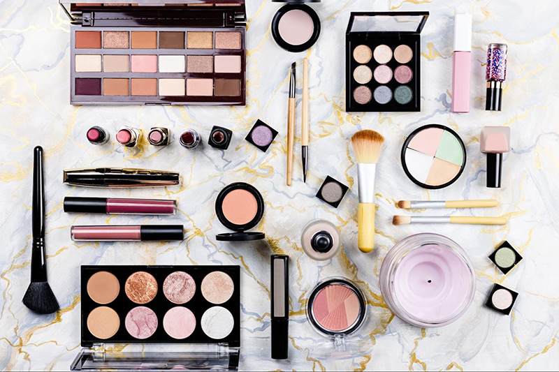 化粧品 大手化粧品会社のポイントサービスを紹介！コロナ禍による低迷から抜け出すヒント