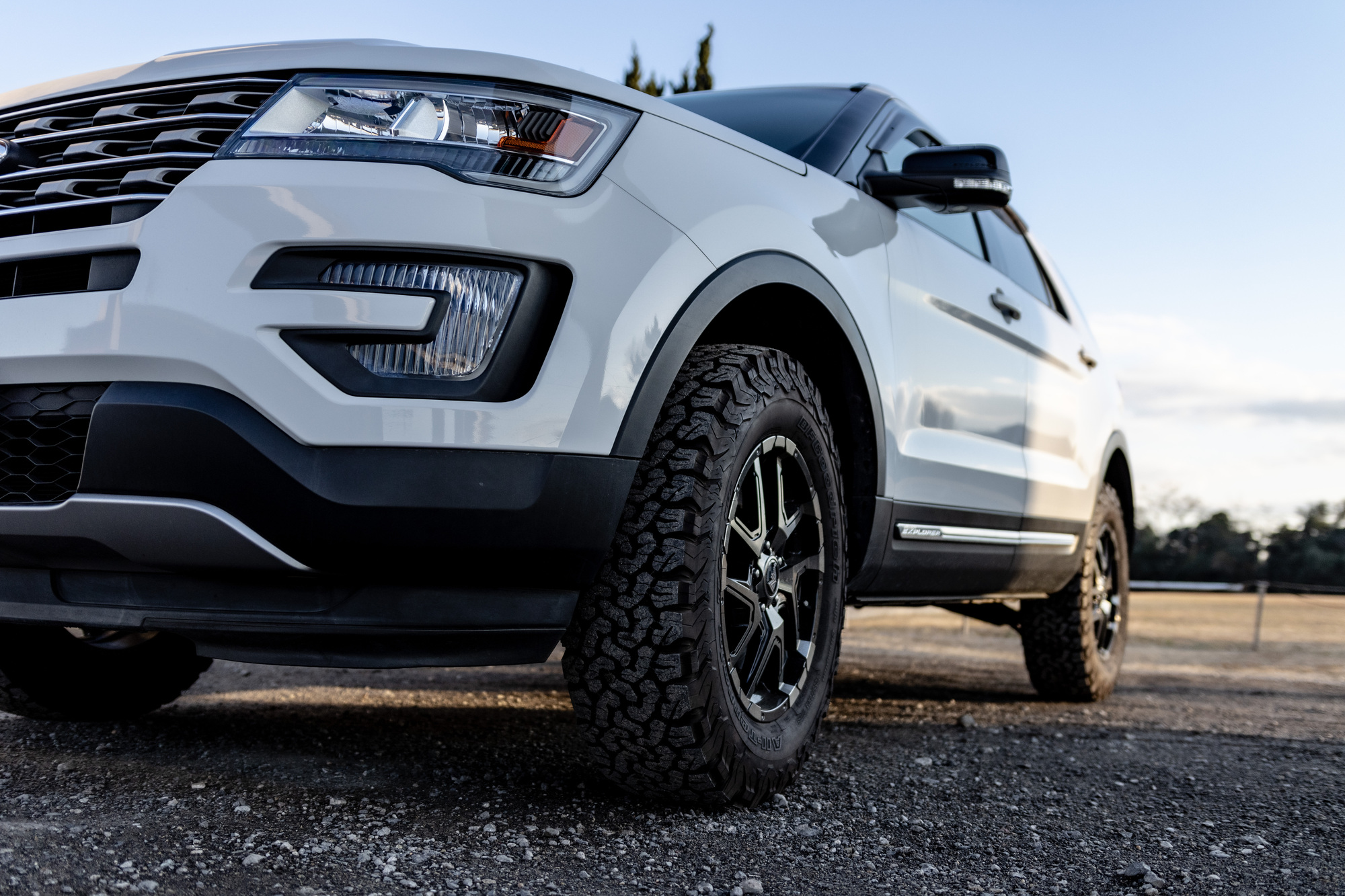 ベンツの修理屋』ysオート千葉『ベンツの修理屋』ysオート千葉 カスタム・一般修理・車検・タイヤ交換・ドラレコ・国産車・輸入車