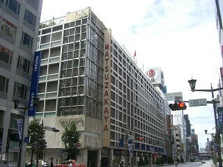 再訪 田花谷堂 タカタニドウ →ロッカドウファクトリーのシュークリーム築地名物焼きたてバニラシュークリーム 東京都中央区築地 －シュークリーム専門メディア シューライフ