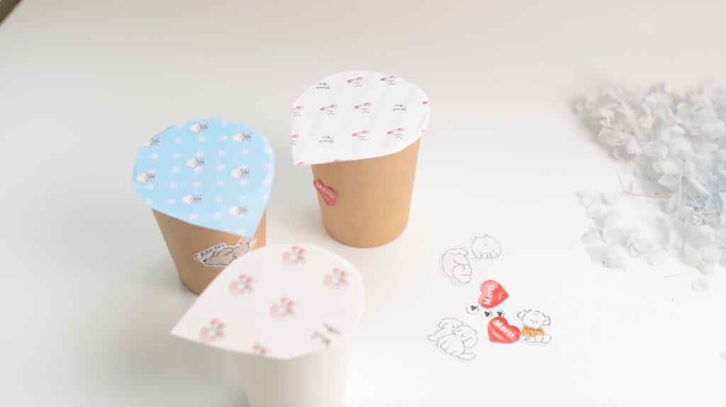 蓋つき紙コップのクッキーラッピング