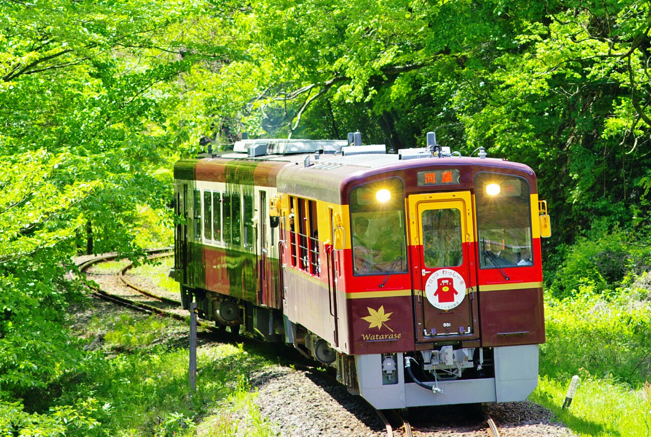 トロッコ列車で足尾銅山｜わたらせ渓谷へ女子旅｜みんなの旅プラン【旅色】｜旅行プランは旅色で。