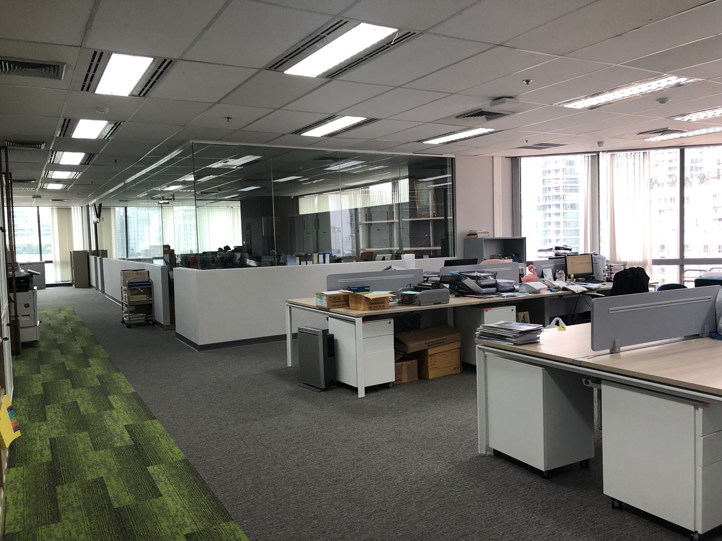 オフィスのリノベーション事例17選！メリットや種類、注意点について徹底解説