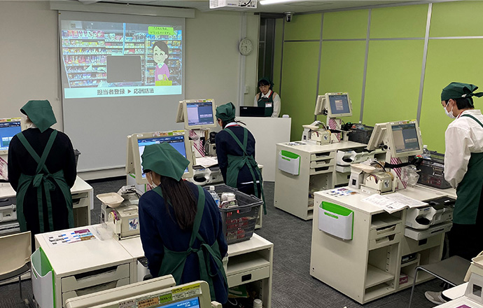 茨城ロボッツ直営店「M-SPO TERRACE BLUE × BLUE」コラボ企画！ご飯を食べて選手デザインランチョンマットをもらおう！茨城ロボッツ