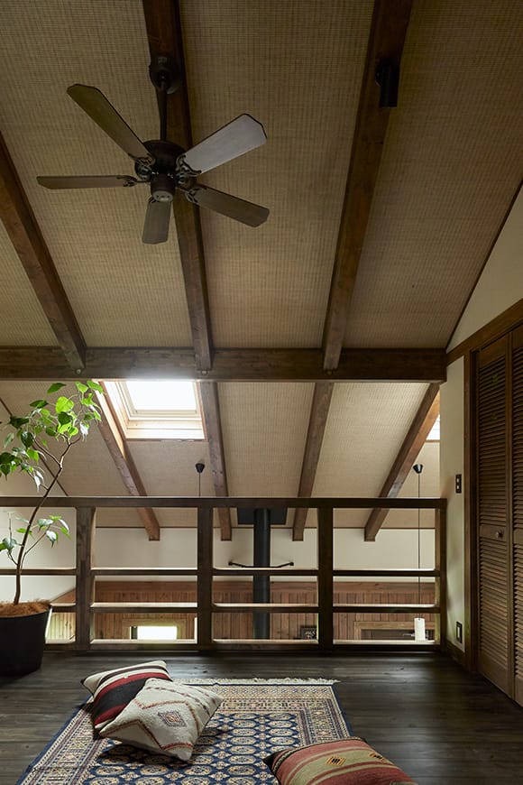 程々の家」で、「程々以上の暮らし」を楽しむBESSに暮らす人 ログハウスのBESS