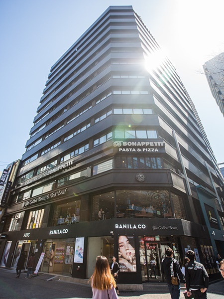 喫煙者必見！明洞で一服できる喫煙ブースNOW！ソウル韓国旅行「コネスト」