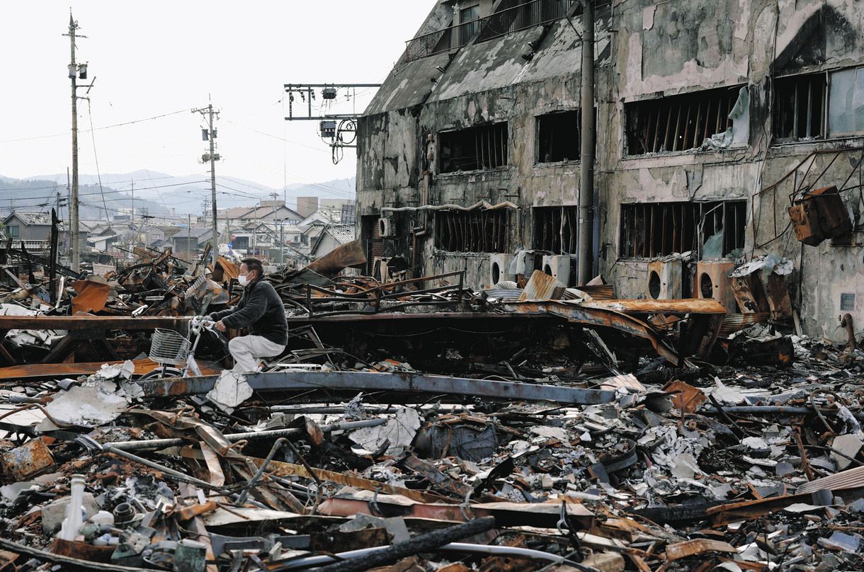 輪島「朝市通り」火災で身元特定できない遺骨、市が発見場所などで９人を死亡認定 遺族「葬式挙げられる」 : 読売新聞