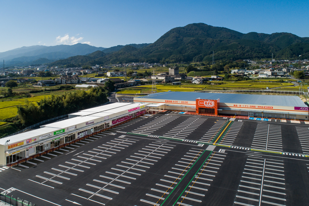 香芝市 KASHIBA CITYJIMOTOE Wear Local Japanjimoto_fashのビッグシルエットTシャツ通販∞ SUZURI スズリ