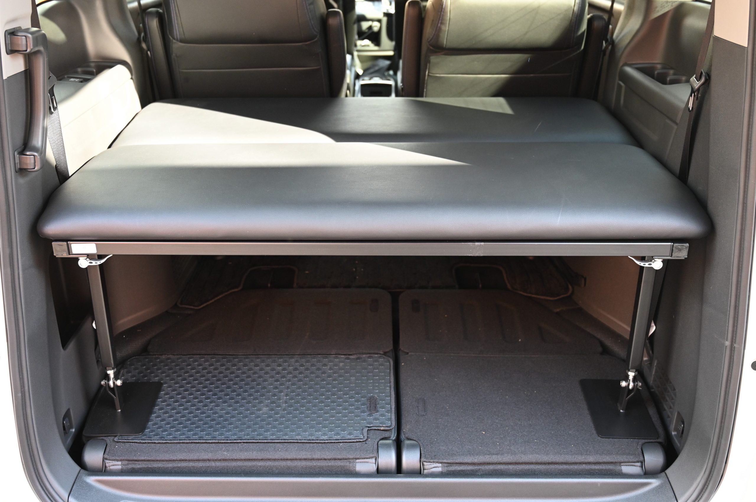 ハイエース仕事用荷台棚Diy-Life - イレクターで、できるワクワクを