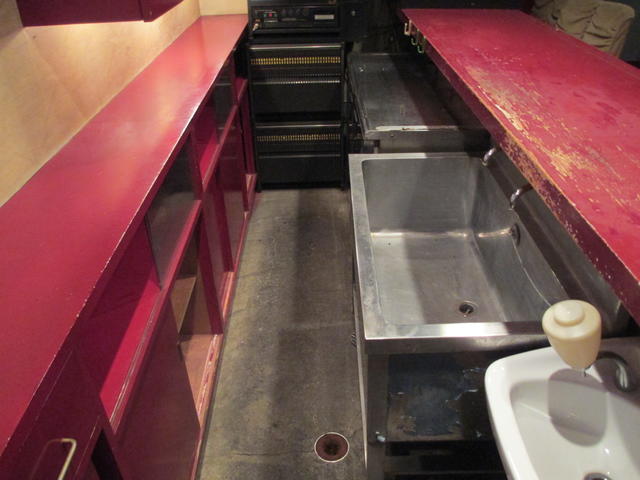 アットホーム ルイ一世 4階B 提供元： 有 親和エステート 京都市東山区の貸店舗 6962866735