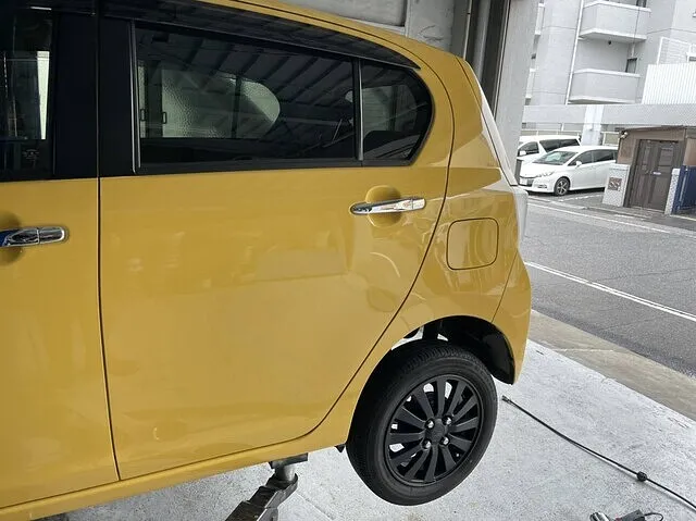 ミライース H23.9- フューエルキャップカバー アルミ製 給油口キャップ フューエルリッド ガソリンタンクキャップカバー WeCar :WeCar - 通販 - Yahoo!ショッピング