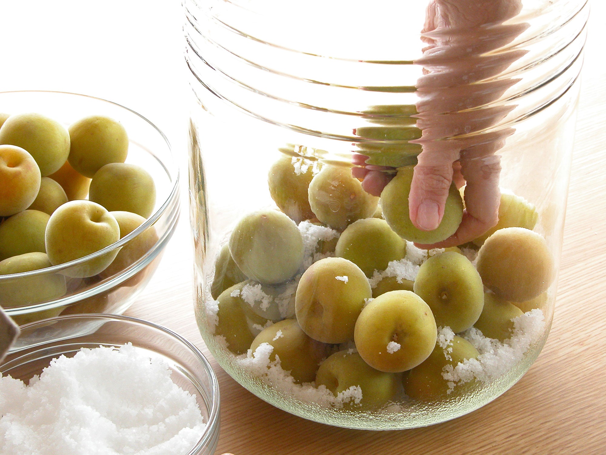 梅仕事 年に1度のチャンス！材料は3つだけ、初心者でも簡単♪梅酒作りシティリビングWeb