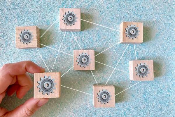 設計書とは？仕様書との違いや基本設計書・詳細設計書の書き方を解説システム開発のIC