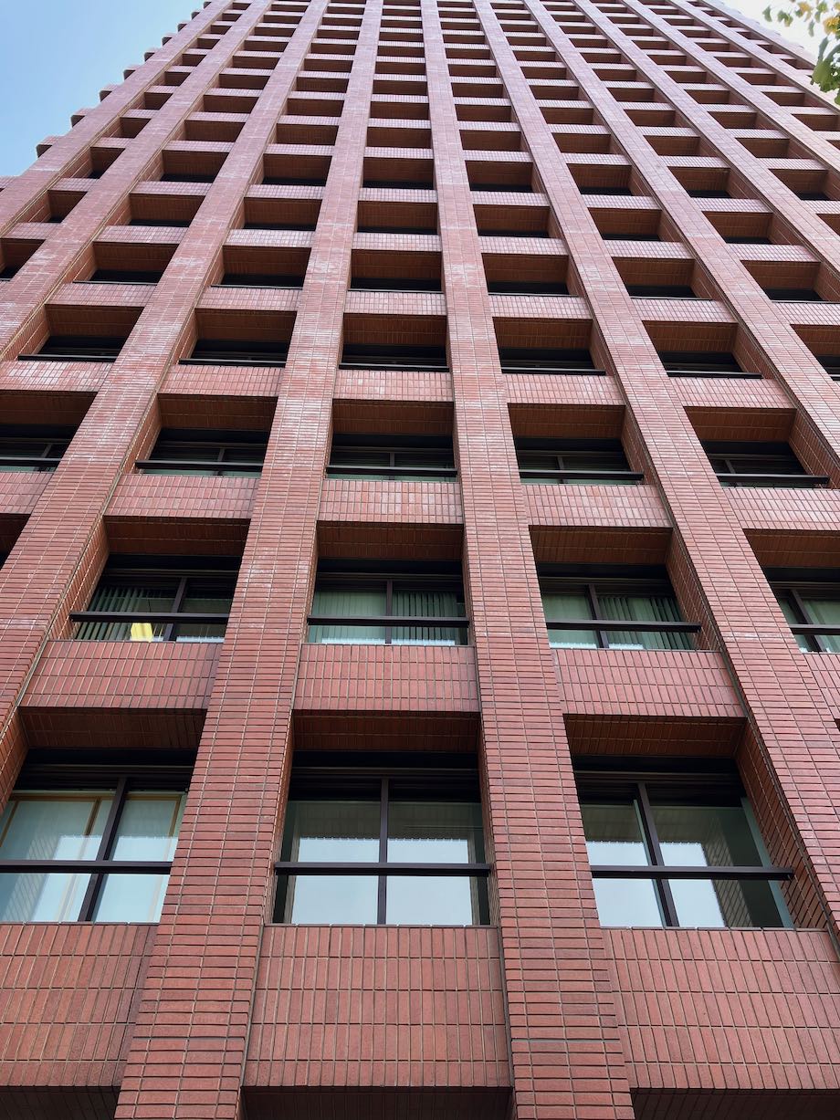 東京海上日動ビル 新館 ❬千代田区丸の内1-2-1❭closed「ビル 施設」カテゴリー丸の内スタイル