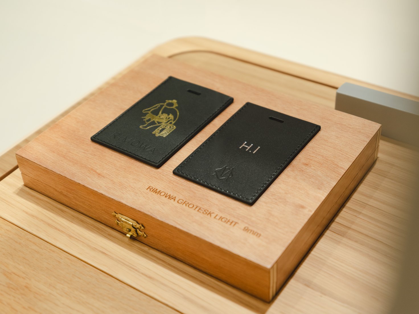 次はどこにいこうかな🧳🤭 ⁡ ⁡RIMOWAPRひーぐらむ岩本照HikaruIwamoto