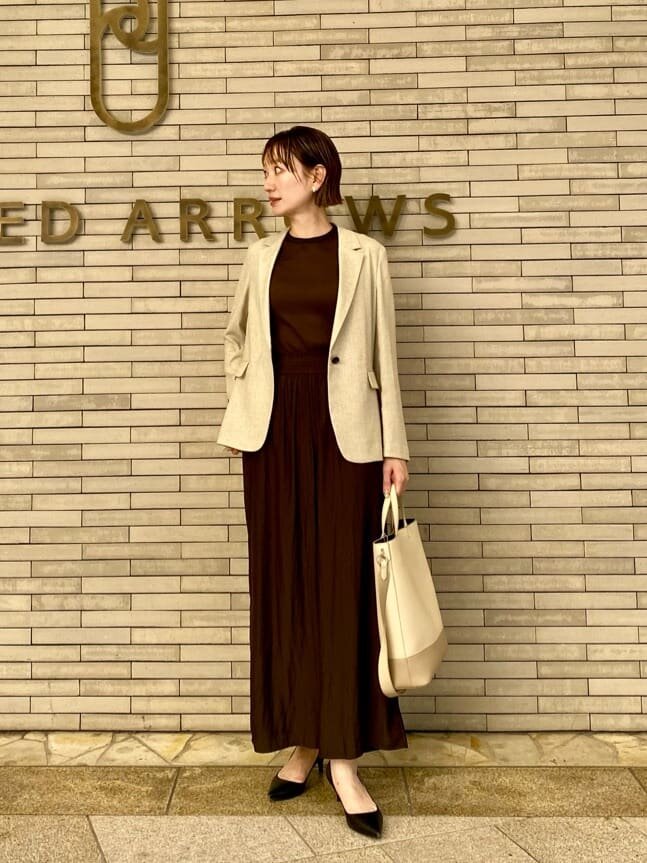 営業女性の服装ってどうする？夏でも涼しく好印象な着こなしのコツ3選ANSWER