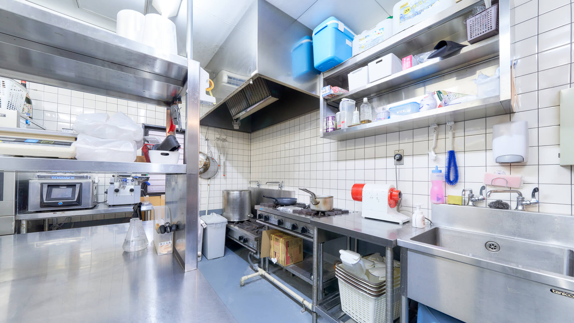 飲食店の店舗設計レイアウト3D厨房図面カフェ、そばうどん、弁当惣菜店、焼鳥居酒屋、焼肉店の厨房設計 東京埼玉