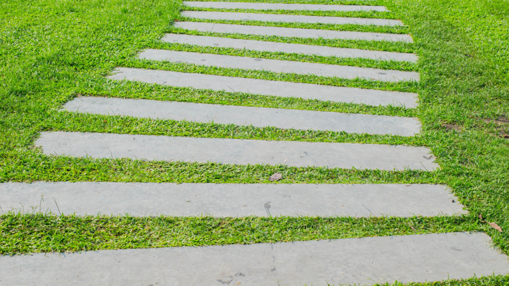 庭の外構の枕木の費用と価格の相場は？－リフォらん