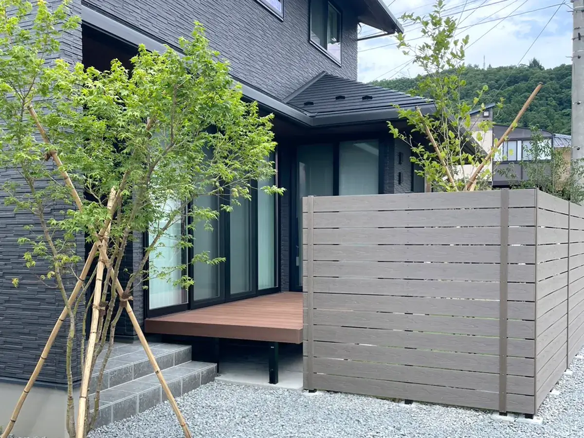 家の防犯対策に最適なフェンスの高さとは？専門家が注意点を解説_fencekk.com