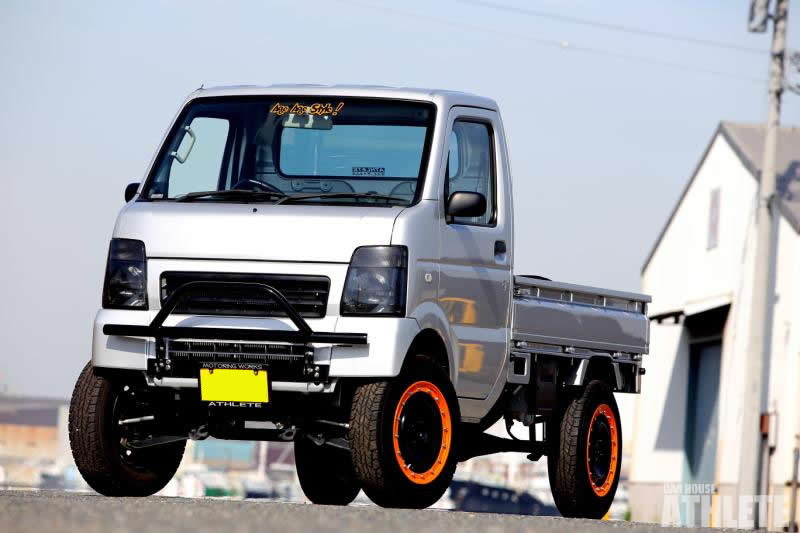 ボルボトラックをド派手にカスタム! トラックをカッコよくする理由は?マイナビニュース