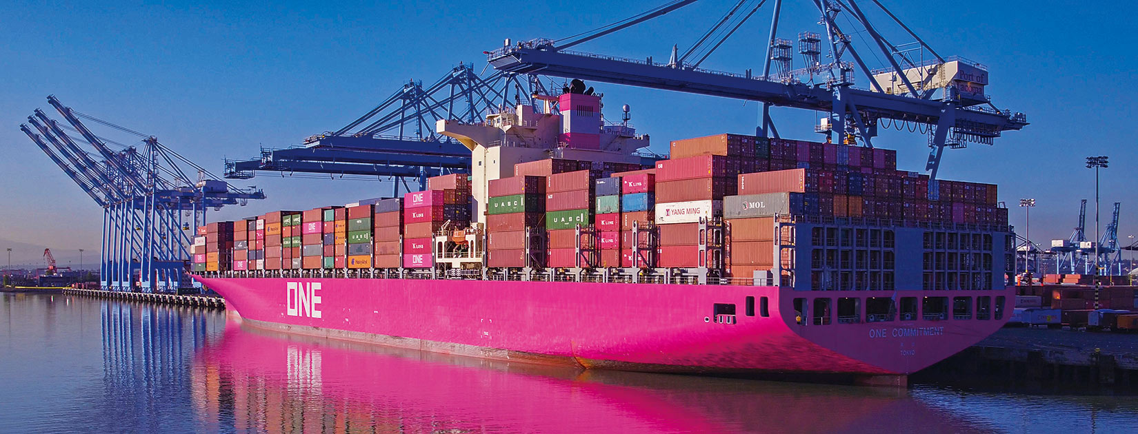 物流業界におけるコンテナとは？コンテナ輸送のAI活用例システム・ケイ AI