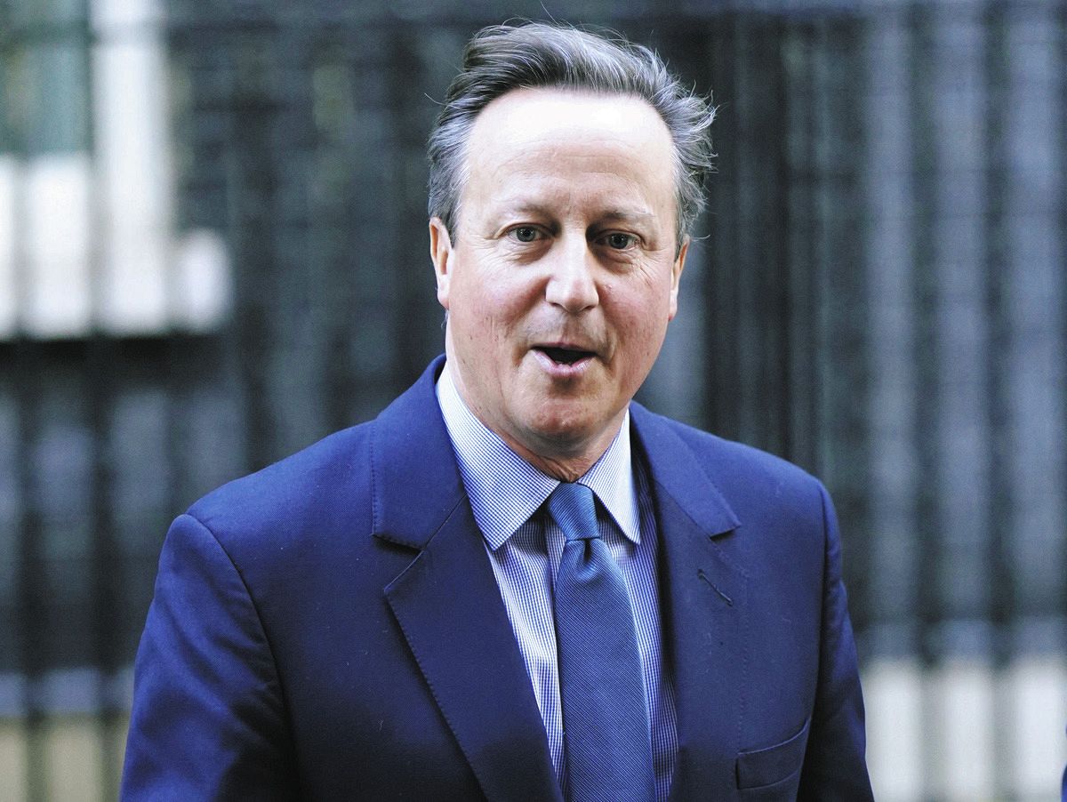 トランプ大統領、イギリスのスターマー首相と近く会談 電話協議で合意 - 日本経済新聞