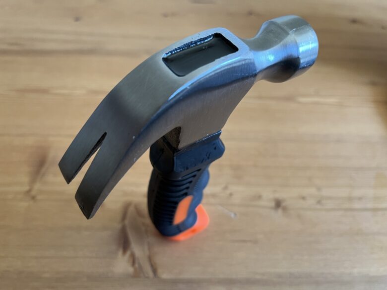 ダイソー購入品 工具コーナーで見つけたショックレスハンマーはペグハンマーとして使える