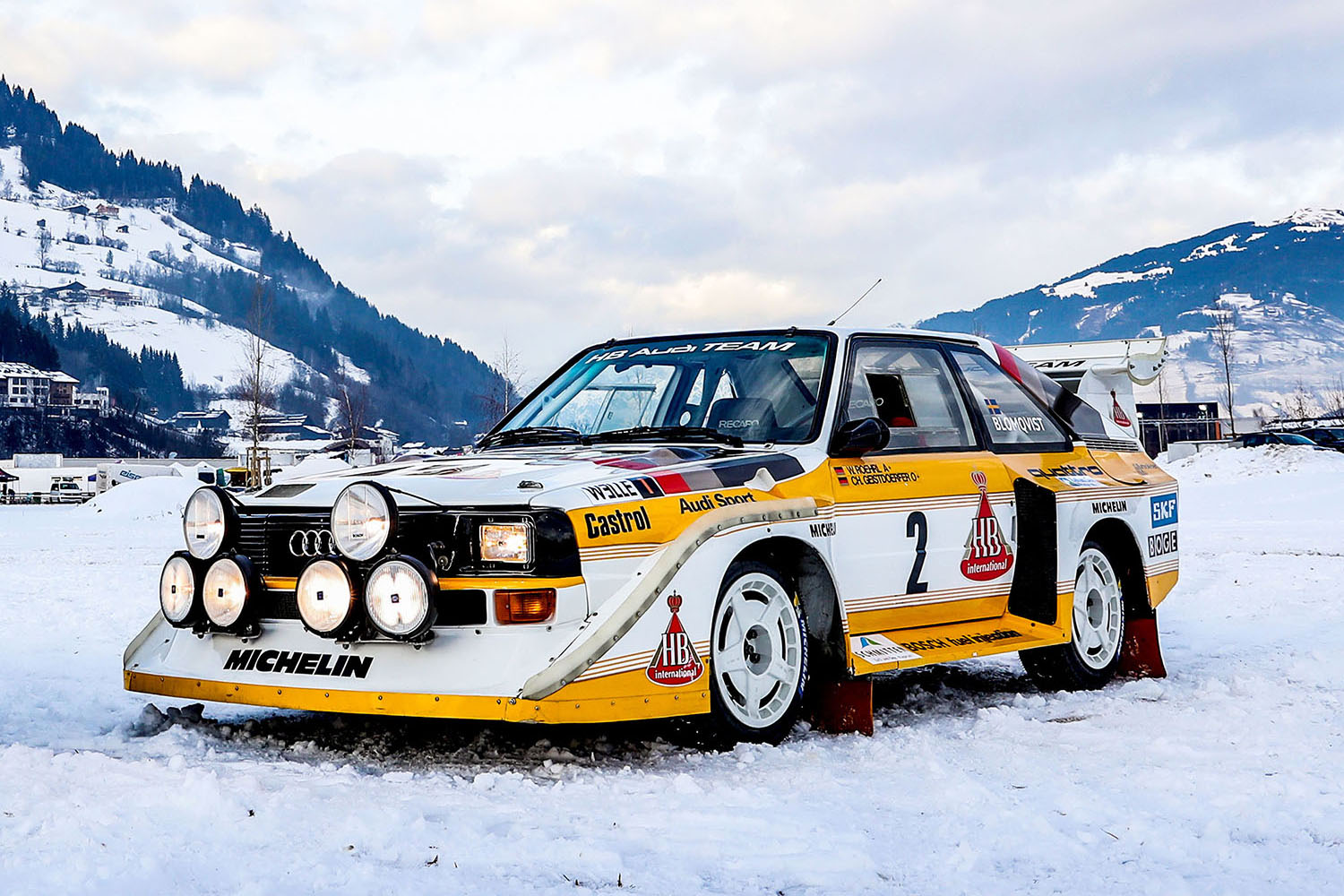 プラモデル :: 車 & バイク :: アウディ スポーツクワトロ S1 E21986 モンテカルロ ラリ
