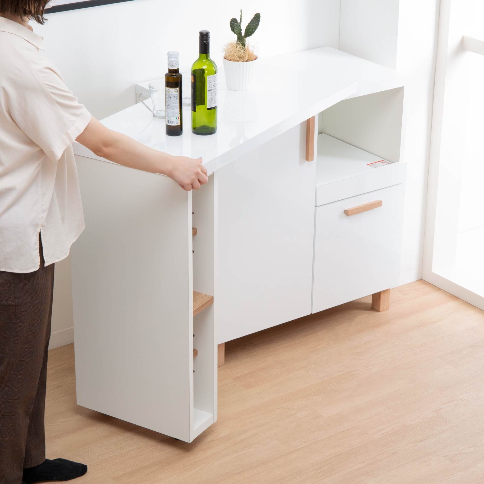 日本製 キッチンカウンター ステンレス天板 完成品 幅120 間仕切りキャスター付き スライド棚 コンセント付き 食器棚 代引不可レビュー報告で5年延長保証