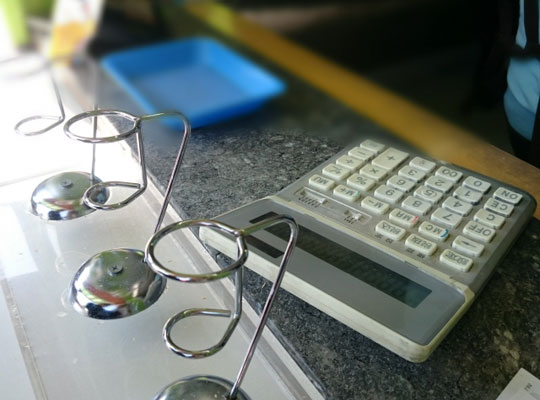 事例 レジ周りに効果的なPOP13選┃販促効果をアップするコツとは記事を探す販促の情報探しならハンソクエスト