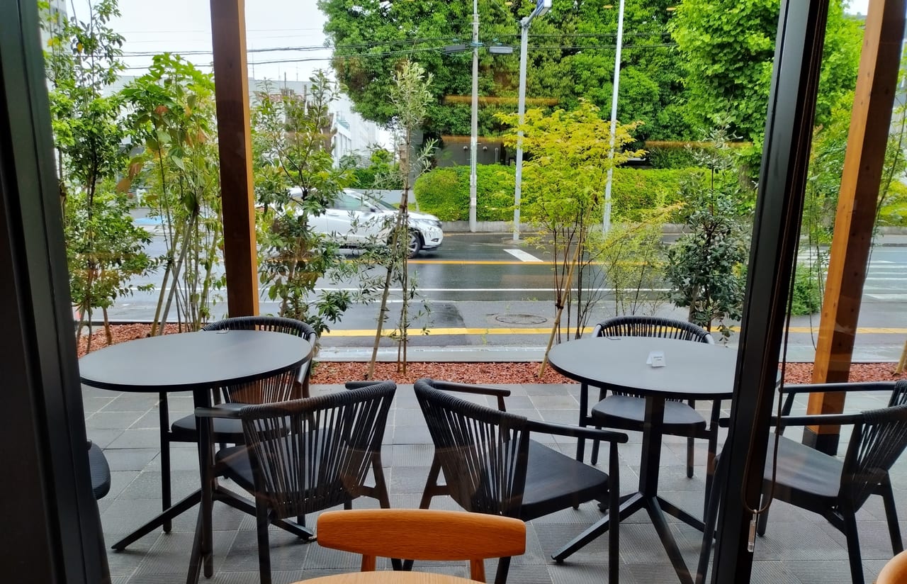 現地レポ 「スターバックス コーヒー ふじみ野清見店」は電源あり！イオンタウンふじみ野前のオシャレな店内で快適な時間を埼玉観光やグルメ情報満載