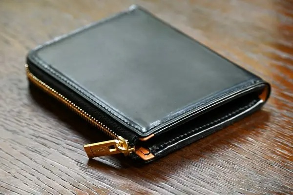 おしゃれなメンズ財布7選 二つ折り〜長財布まで人気アイテムを一挙公開ファッション通販 マルイウェブチャネル