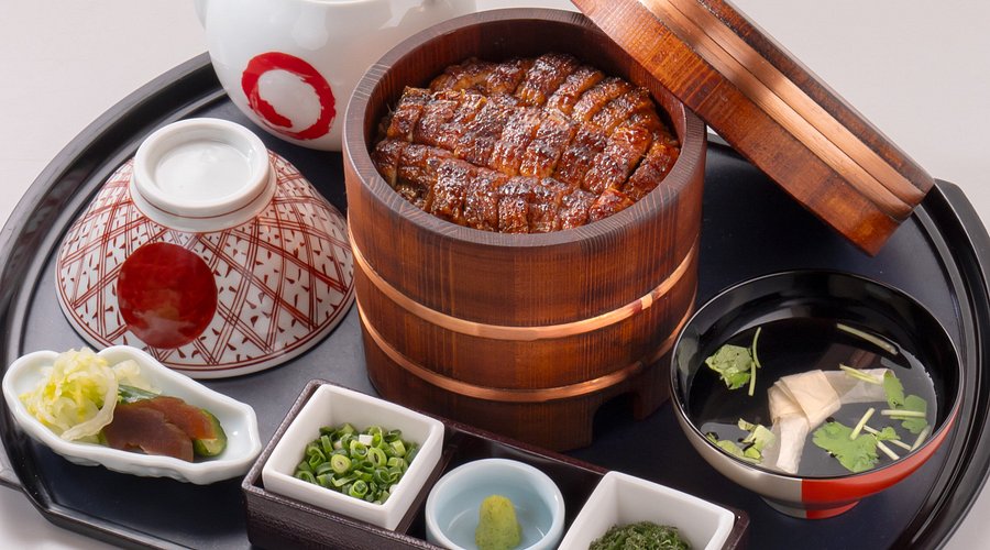 岐阜市 季節限定『アオキーズピザ』VSリッチなひつまぶし『まぶしの八兵衛』、あなたはどっちにする?? PRライカラ