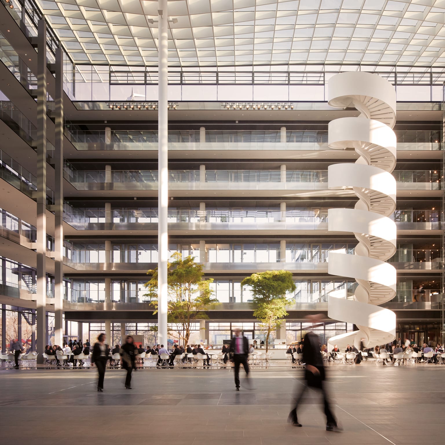 カラシニコフ・コンツェルン - YouTube