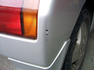 車のドアの修理費用はいくら？交換が必要な基準も解説