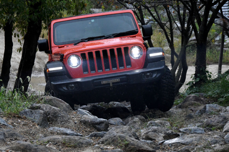 Jeep ラングラーアンリミテッドお勧めのリフトアップは？リフトアップしたときのデメリットはある？車高バランスも考えてみました！LIONHEART