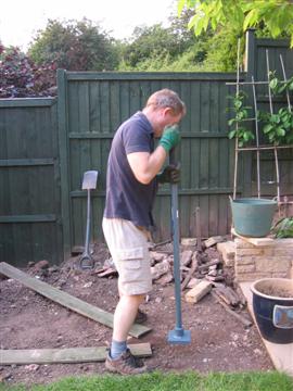 DIYで整地はできる！整地方法7STEPと廃棄物の注意点を解説そこに住むならbyスムナラ