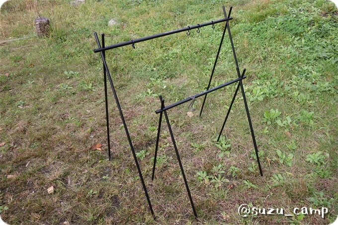 ダイソー「ランタンスタンド」は驚きの2WAY仕様！100均ギアの高コスパ性能をレビュー！CAZUAL