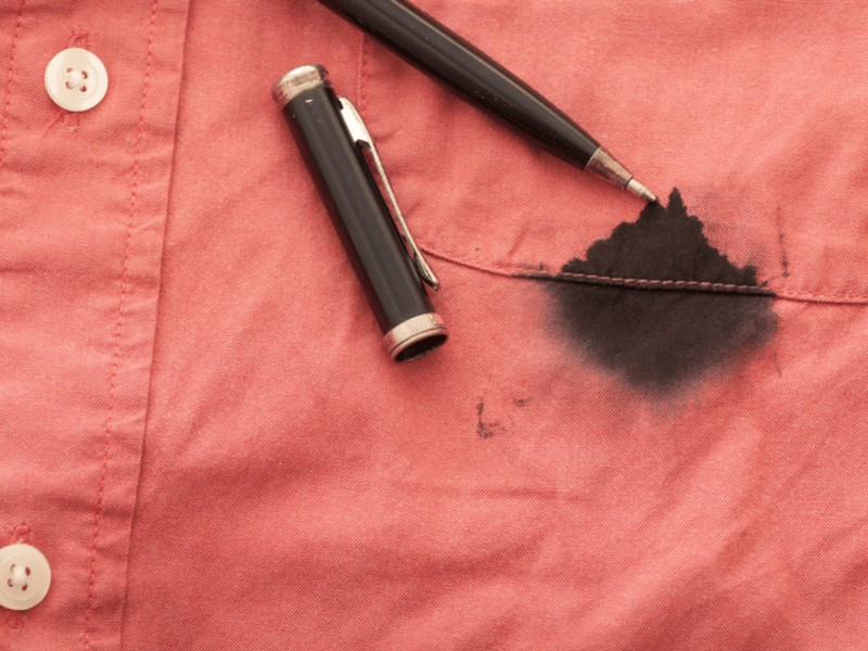 ボールペンの汚れの落とし方は？油性も水性もキレイに落とせる対処法 – DAILY CLEANERS Co