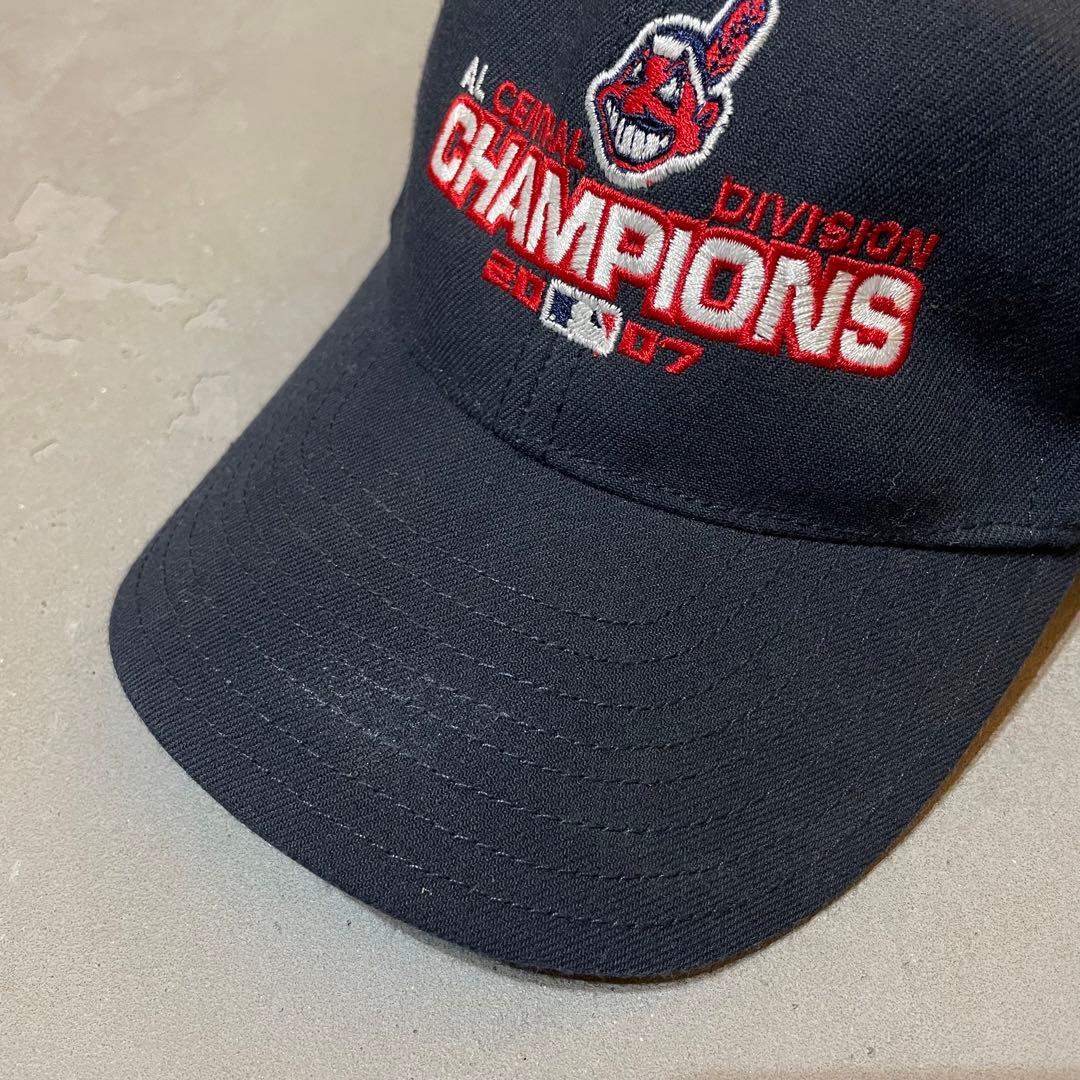 59FIFTY Memorial Collectionhttps:www.neweracap.jp collections 59fifty-day-memorial-collection ニューエラ が初めてMLB選手用キャップの制作・供給を開始した球団、クリーブランド・インディアンス 現ガーディアンズ 。その歴史に敬意を表し、クリーブランド