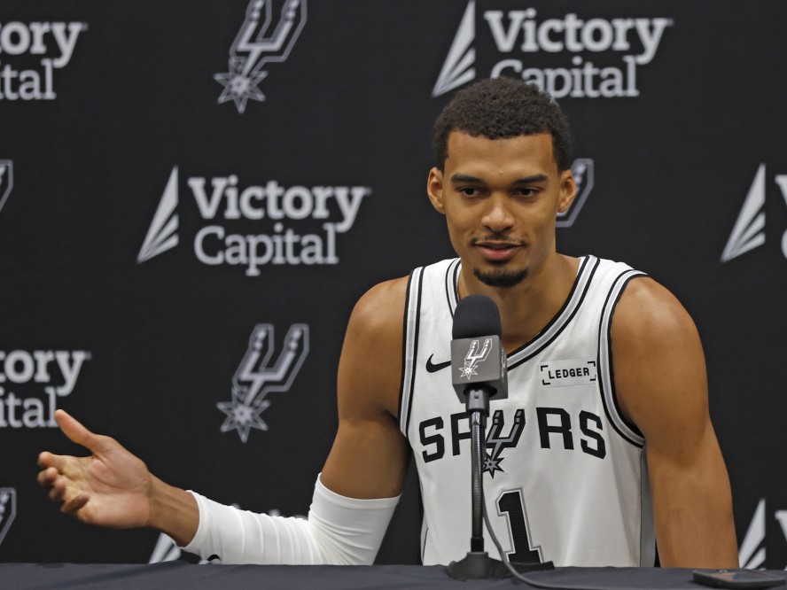 ノーマン・パウエル - Wikipedia