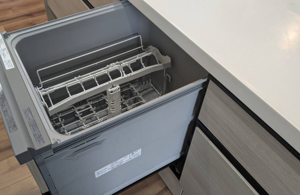 番外編 食洗機が壊れた！素人が直してみます 外し方解説 水漏れ