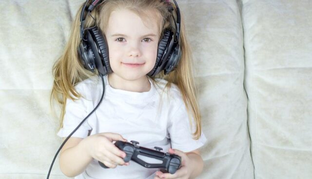 映画鑑賞向けヘッドホンおすすめ15選2025年