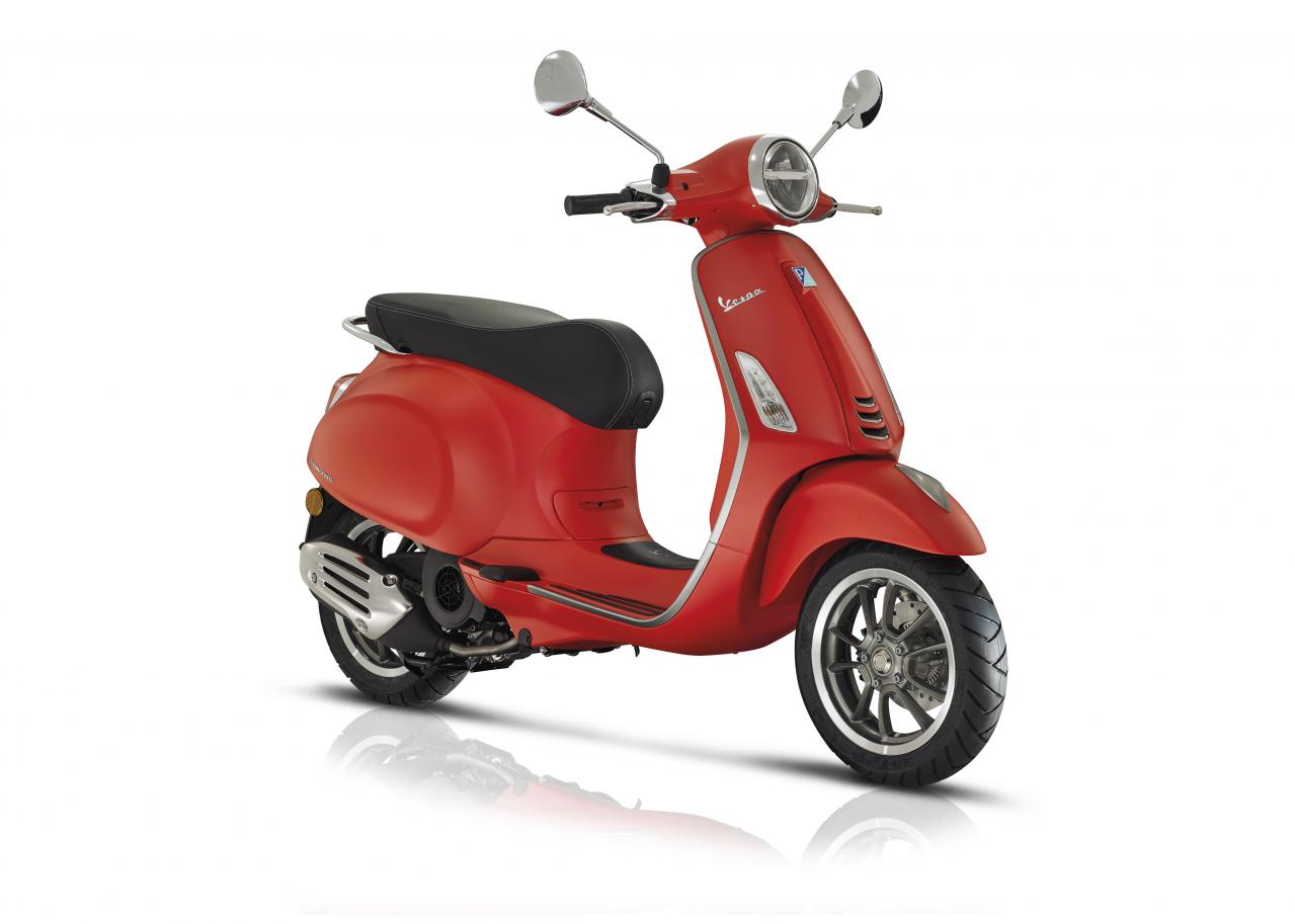 ベスパ（Vespa） GTS250（ie）の型式・スペックならバイクブロス