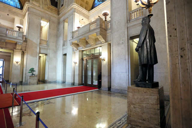 国会議事堂ken's銅像探索日誌