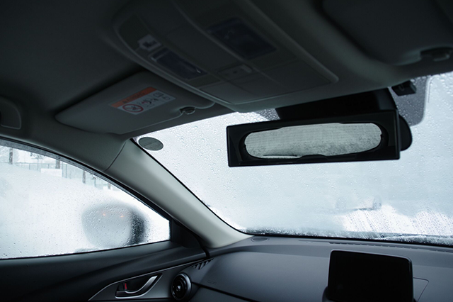 自動車のウインドウガラスにはどんな種類や機能があるの？JAF クルマ何でも質問箱